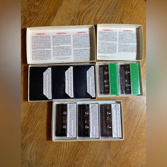 READERS DIGEST CHRISTMAS THROUGH THE YEARS  VINTAGE  AUDIO CASSETTE SET TAPES - Picture 8 of 9